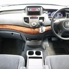 ホンダ オデッセイ 　Ｍ　入庫いたしました！の画像