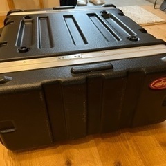 SKB 4U ラックケース