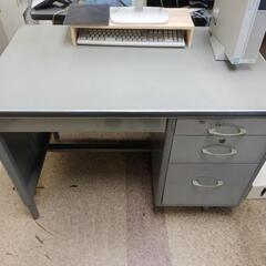       【お取引中】事務机 ディスク②