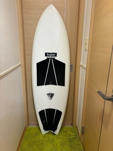 サーフボード　ショート　シリアルトライ  HELIX スーパーブランド　EPS 
スポーツ マリンスポーツ