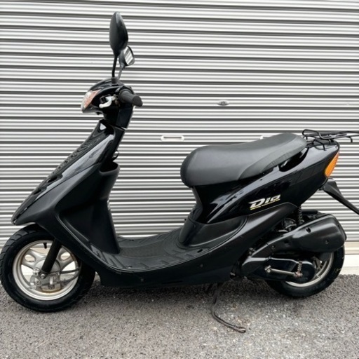 2785.高馬力2スト　ライブディオ　後期型　バッテリー、シート、カウル新品　千葉県柏市　即日配送　自走引き取りも可能