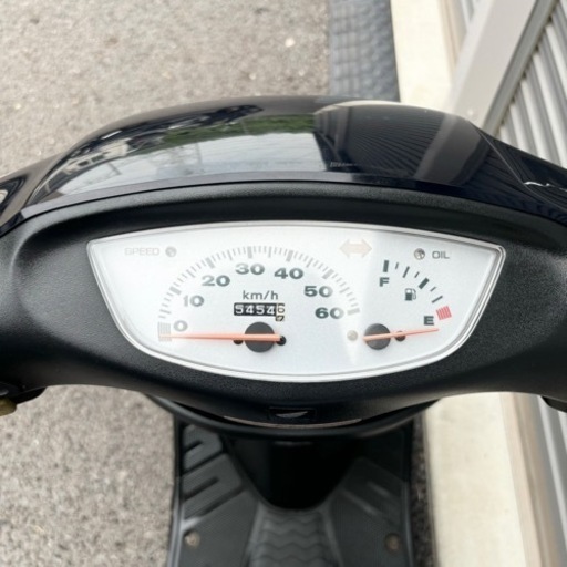 2785.高馬力2スト　ライブディオ　後期型　バッテリー、シート、カウル新品　千葉県柏市　即日配送　自走引き取りも可能