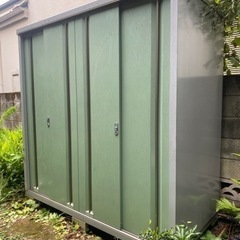 イナバ　物置　1️⃣収納庫 倉庫  収納    収納家具 物置の画像