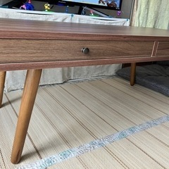 リビングテーブル
の画像