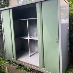 イナバ　物置　2️⃣収納庫 倉庫   収納家具 物置の画像