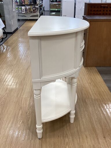 【軽トラック貸し出し無料！】LAURA ASHLEY コンソールチェストです！