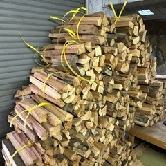 24時間いつでも買える薪🌳の画像