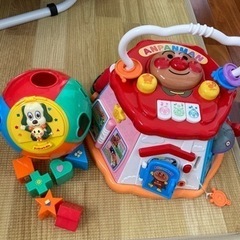 アンパンマン　よくばりボックス　わんわん　型はめ　パズル