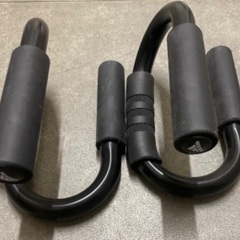 アディダス　プッシュアップバー