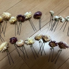 ドライフラワーの髪飾りの画像