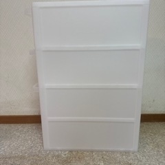 隙間収納の画像