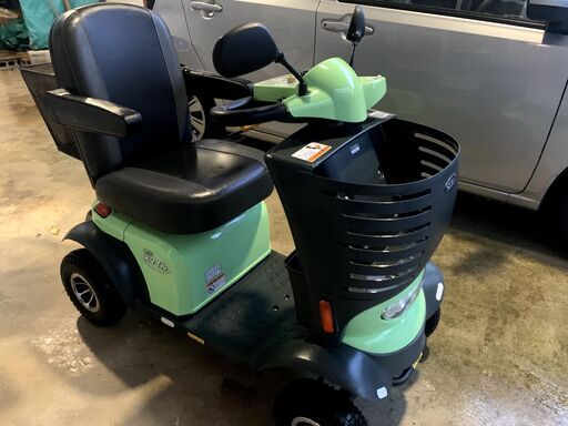 セニアカー・シニアカー