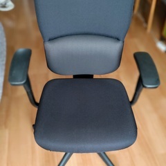 Steelcase チェア／高級デスクチェア／ハイバックチェア／...