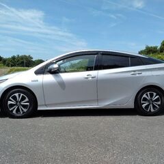 家庭用100V充電可.急速可！ワンオーナー！H29 プリウスPHV-Sナビ メーカー11.6インチナビ プリクラ レ-ダークルーズ 検R8.6の画像