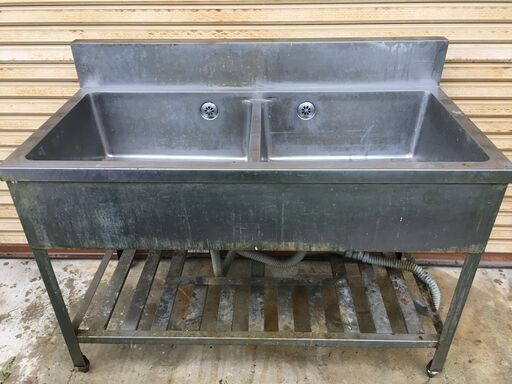ステンレス　二糟シンク　流し台　厨房用品　店舗用品　業務用　120×60㎝　現状渡し