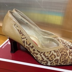 SALON DE GRES アニマル柄ヒール
の画像