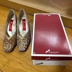 SALON DE GRES アニマル柄ヒール
の画像