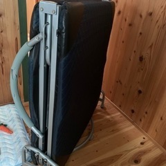 折りたたみベット
の画像