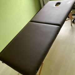 折り畳み　施術ベッド