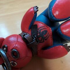 レア！！COACH MARVELコラボ スパイダーマンベア レザーチャーム♪ 