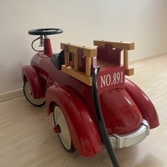 ARTABURG アルタバーグ HOOK & LADDER 消防車の画像
