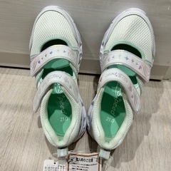 キッズ スニーカー 新品 20.21cmの画像