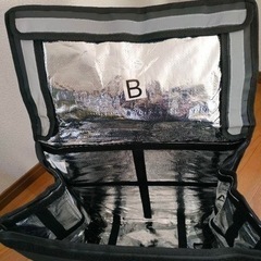 uber eats 配達バッグの画像