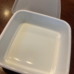 ホーロー　保存容器の画像