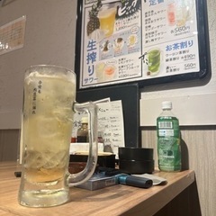 今夜終電辺りから鶴見川崎横浜辺りで飲みましょう^ ^
