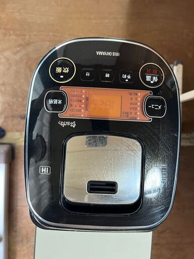 アイリスオーヤマ IH炊飯器 5.5合 IH式 31銘柄炊き分け機能 RC-IE50-B