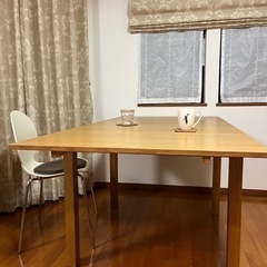 拡張式ダイニングテーブル
