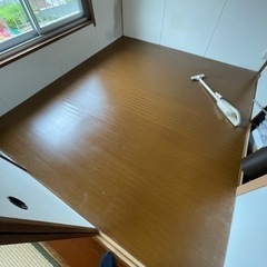 フローリングカーペット（ウッドカーペット、フローリングマット）