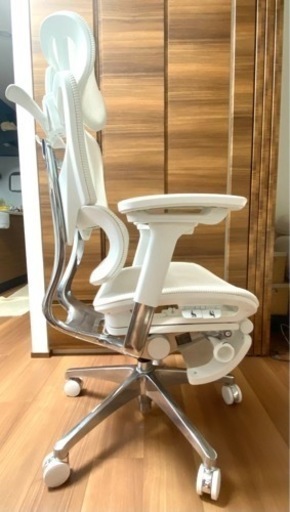 コフォチェアプレミアム　ホワイト　中古　COFO Chair Premium