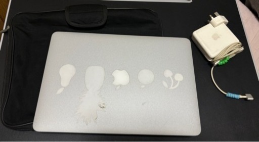 MacBook Pro A1502 Retina 13インチ 256GB 海外版