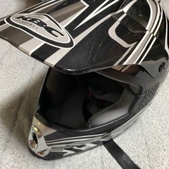 オフロードヘルメット