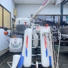 岩手県北上市発　イセキ　コンバイン　ビバHYB212G  中古　農機具 2条刈の画像