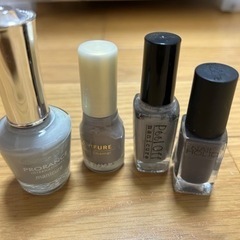 マニキュア　ネイルポリッシュ　グレー系の画像