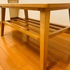 天然木コーヒーテーブルの画像