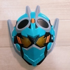 仮面ライダー　ガッチャード　お面の画像