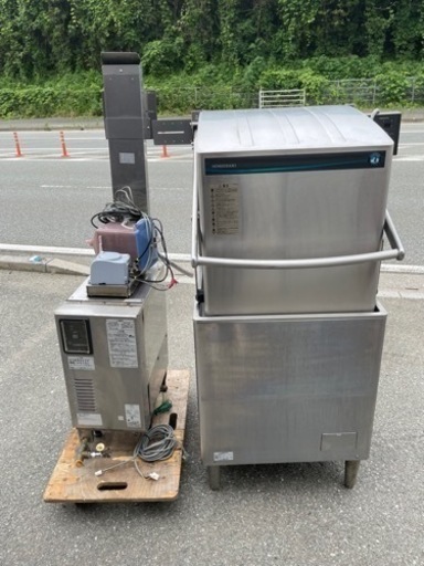 ■中古品 ホシザキ業務用食器洗浄機 JWE-680B(60Hz) 2017年 3相200Ｖ １LPガス WB-25H-2 100V 動作問題なし ■