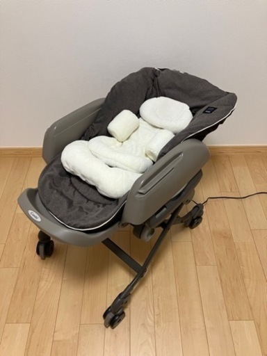 【取引決まりました】ネムリラ　ベビーラック　ベビーチェア　ハイローチェア　オートスイング