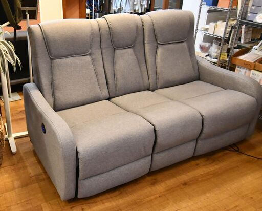 ●近郊格安配送(*'ω'*)●2023年購入　3人掛け　電動リクライニングソファ　中古品●相模原　横浜　神奈川●