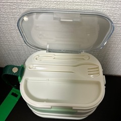 ［未使用］変わったレトロなお弁当箱の画像