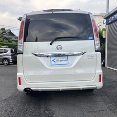 【車検2年付】【日産 セレナ 2.0 ライダーJパッケージ】パワースライドドア ナビ フルセグＴＶ バックカメラ Ｂｌｕｅｔｏｏｔｈオーディオ ドライブレコーダー クルーズコントロール プッシュスタート スマートキー ライダー専用エアロパーツ 人気のパールホワイトの画像