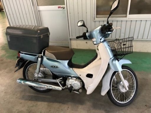 最終 値下げ 貴方も カブ主ﾇｼ 安心整備済み 原付 50 セル スタート  ８０００Km 風防つき バッテリー新品 前カゴ 後部ＢＯＸ