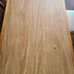 ダイニングテーブル+椅子三脚