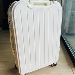 キャリーケース