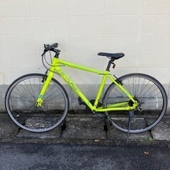自転車 クロスバイクの画像