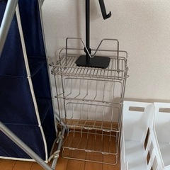 決まりました。スマホスタンド,LED人感センサーライト,スチールラック,ブックスタンド,ファイルボックス,3段収納の画像