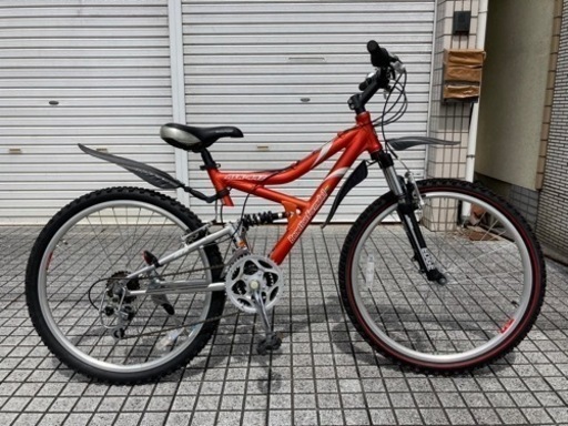 【マウンテンバイク】Benetton Formula1 3x7段変速、フロント、センターサスペンション仕様　前後泥除け付　前後タイヤ新品❗️アルミフレーム❗️若林自転車　膳所店　SALE中❗️